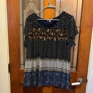 Beautiful patterned top